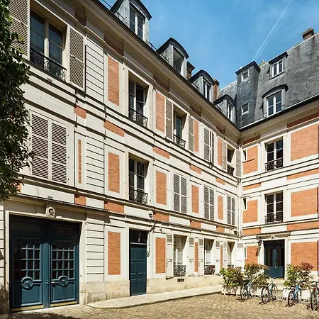 Les Demoiselles A - Au Pied Du Chateau Apartment *